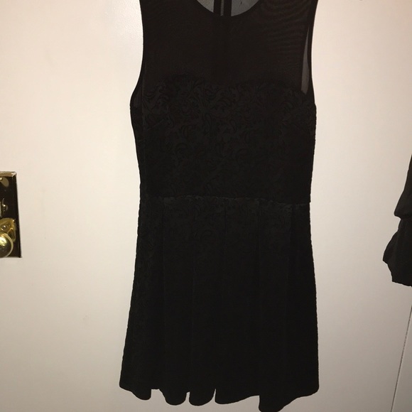 Forever 21 black dress with mesh back and pleats - Picture 1 of 5